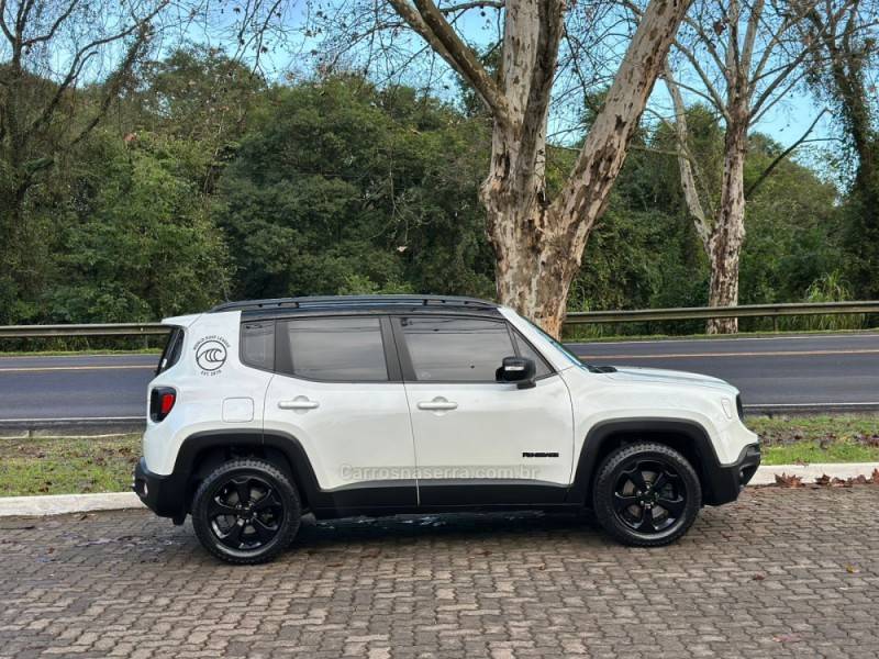 JEEP - RENEGADE - 2020/2020 - Branca - R$ 82.900,00