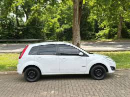 FORD - FIESTA - 2012/2013 - Branca - R$ 34.900,00