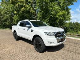 FORD - RANGER - 2016/2017 - Branca - R$ 142.900,00