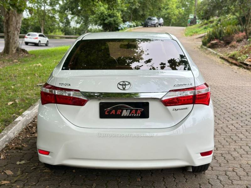 TOYOTA - COROLLA - 2017/2017 - Branca - R$ 95.900,00