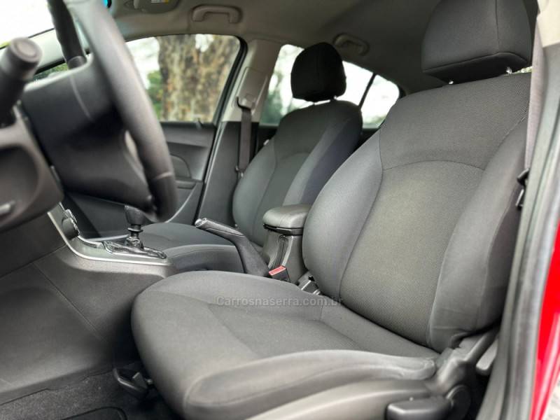 CHEVROLET - CRUZE - 2015/2015 - Vermelha - R$ 69.900,00