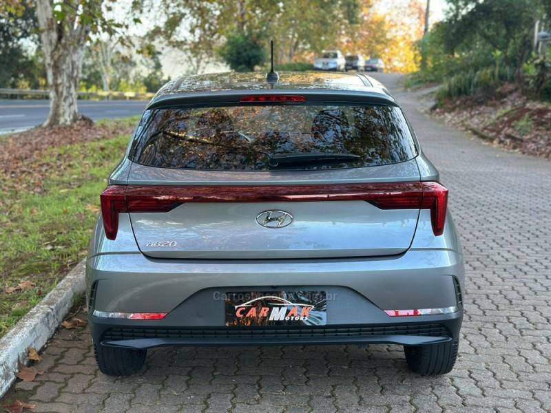HYUNDAI - HB20 - 2022/2023 - Cinza - R$ 69.900,00