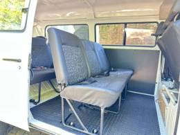 VOLKSWAGEN - KOMBI - 2013/2014 - Branca - R$ 67.900,00