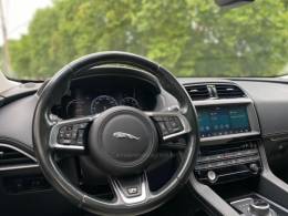JAGUAR - F-PACE - 2016/2017 - Branca - R$ 189.900,00