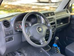 SUZUKI - JIMNY - 2015/2016 - Branca - R$ 78.900,00