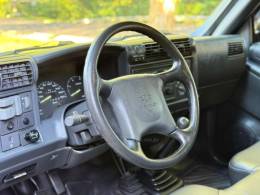 CHEVROLET - S10 - 2000/2000 - Branca - R$ 65.900,00