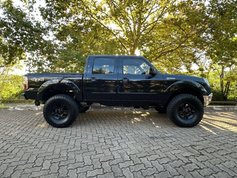 FORD - RANGER - 2011/2011 - Preta - R$ 99.900,00
