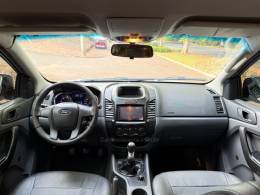 FORD - RANGER - 2012/2013 - Branca - R$ 110.900,00