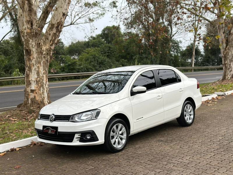 VOLKSWAGEN - VOYAGE - 2017/2018 - Branca - R$ 53.900,00