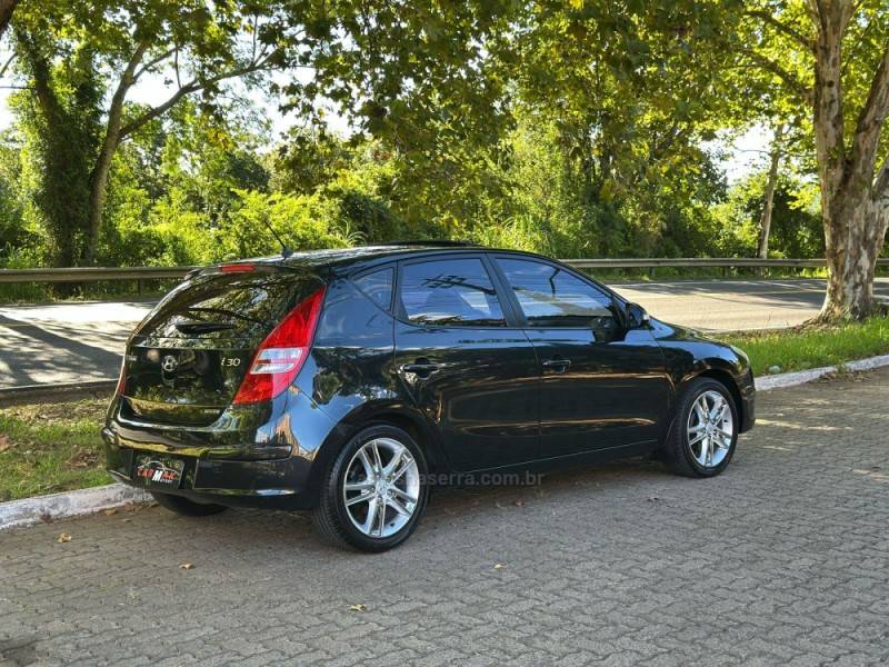 HYUNDAI - I30 - 2009/2010 - Preta - R$ 52.900,00
