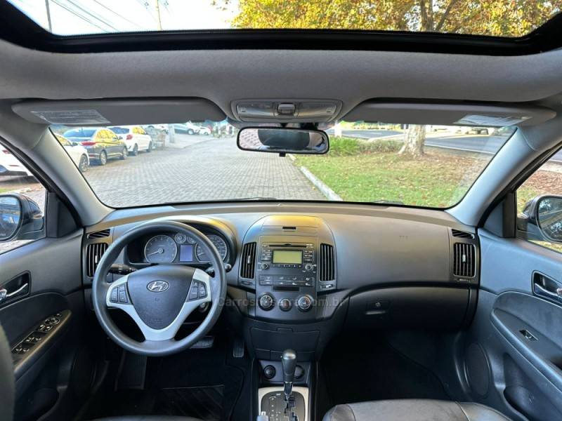 HYUNDAI - I30 - 2009/2010 - Preta - R$ 49.900,00