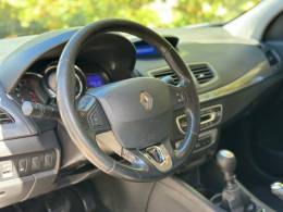 RENAULT - FLUENCE - 2014/2015 - Prata - R$ 41.900,00