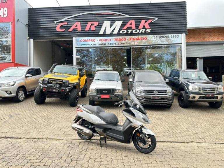 KYMCO - DOWNTOWN - 2019/2019 - Prata - R$ 19.500,00