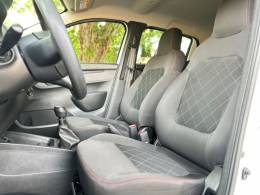 RENAULT - KWID - 2023/2024 - Branca - R$ 57.900,00