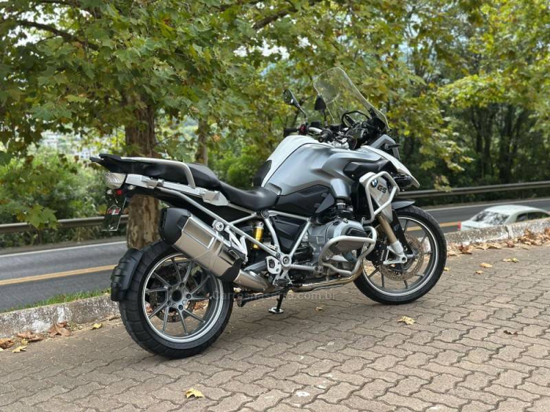 BMW - R 1200 - 2013/2014 - Branca - R$ 64.900,00