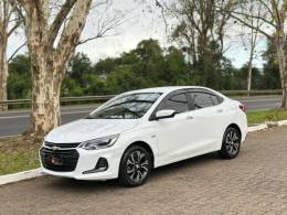 CHEVROLET - ONIX - 2022/2023 - Branca - R$ 78.900,00