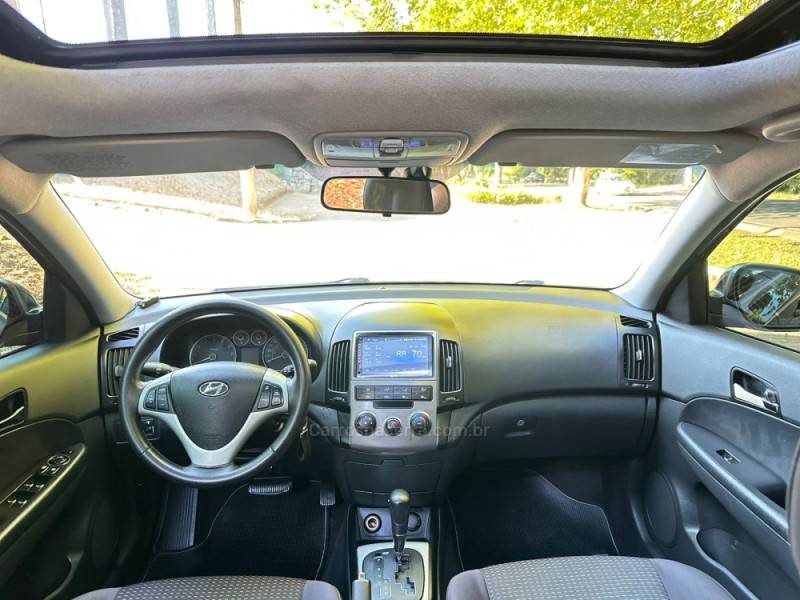 HYUNDAI - I30 - 2009/2010 - Preta - R$ 48.900,00