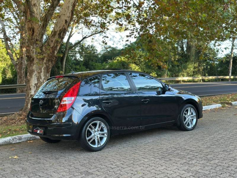 HYUNDAI - I30 - 2009/2010 - Preta - R$ 49.900,00
