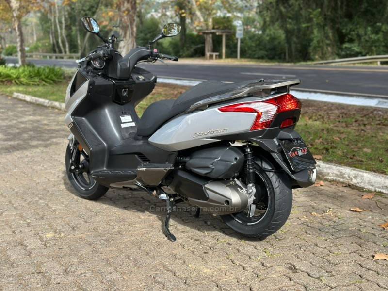 KYMCO - DOWNTOWN - 2019/2019 - Prata - R$ 19.500,00