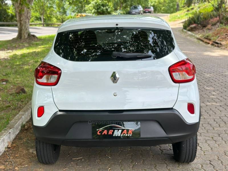RENAULT - KWID - 2023/2024 - Branca - R$ 57.900,00
