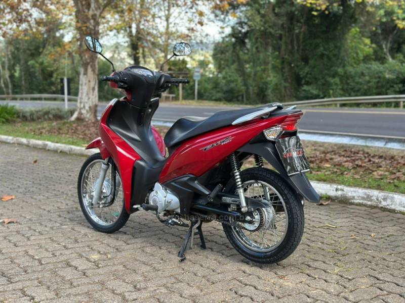 HONDA - BIZ 110I - 2021/2021 - Vermelha - R$ 12.900,00