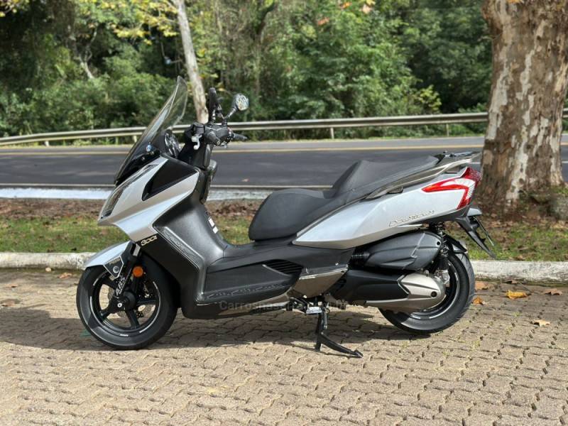 KYMCO - DOWNTOWN - 2019/2019 - Prata - R$ 19.500,00
