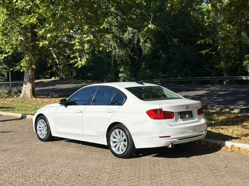 BMW - 320I - 2013/2013 - Branca - R$ 92.900,00