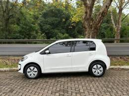 VOLKSWAGEN - UP - 2015/2016 - Branca - R$ 52.900,00