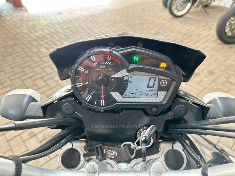 YAMAHA - XTZ 150 - 2021/2022 - Verde - R$ 16.900,00