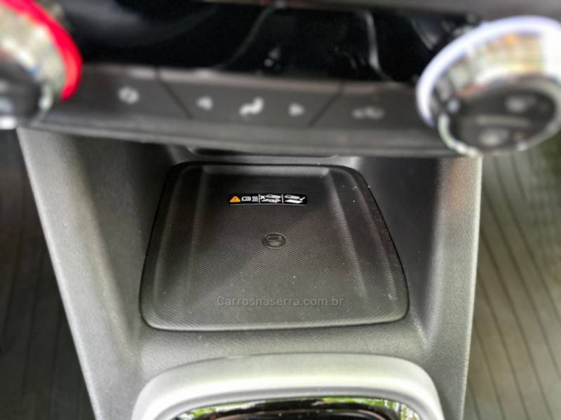 CHEVROLET - TRACKER - 2023/2024 - Prata - R$ 128.900,00