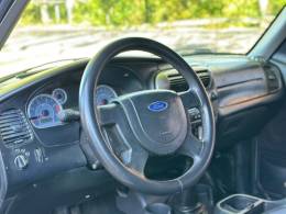 FORD - RANGER - 2010/2011 - Prata - R$ 68.900,00
