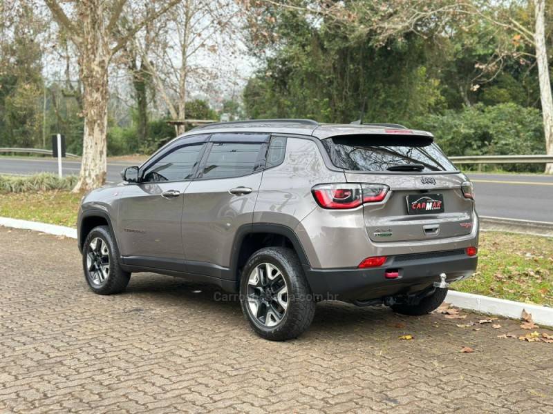 JEEP - COMPASS - 2017/2017 - Cinza - R$ 107.900,00