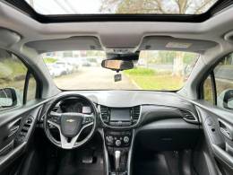 CHEVROLET - TRACKER - 2018/2019 - Branca - R$ 95.900,00