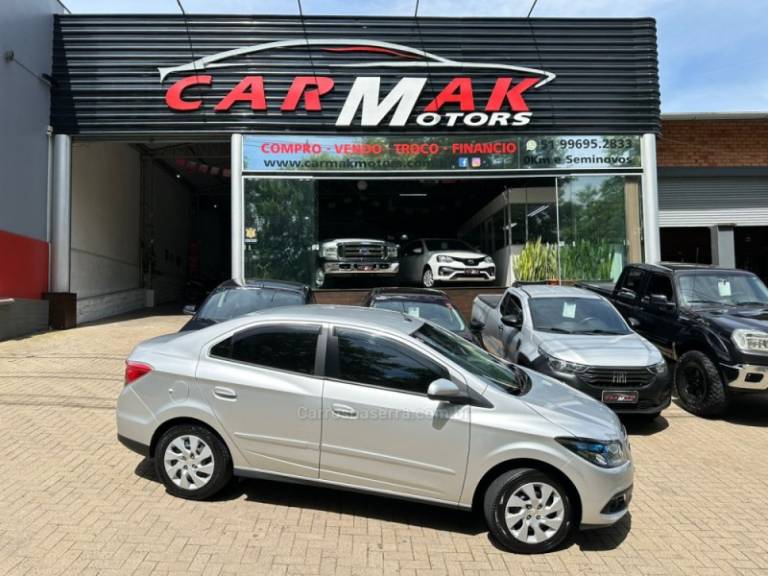 CHEVROLET - PRISMA - 2013/2013 - Prata - R$ 48.900,00