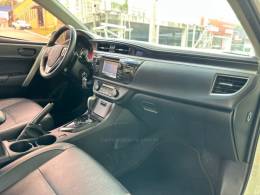 TOYOTA - COROLLA - 2017/2017 - Branca - R$ 95.900,00