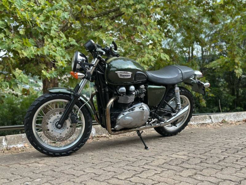 TRIUMPH - THRUXTON - 2014/2014 - Verde - R$ 34.900,00