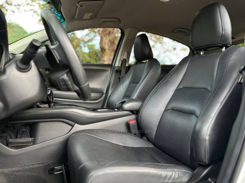 HONDA - HR-V - 2020/2020 - Branca - R$ 115.900,00