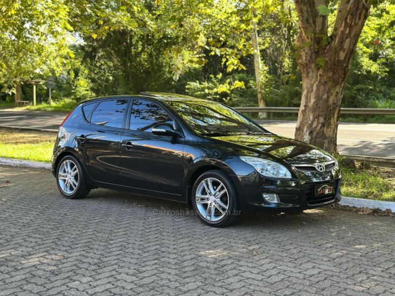 HYUNDAI - I30 - 2009/2010 - Preta - R$ 52.900,00