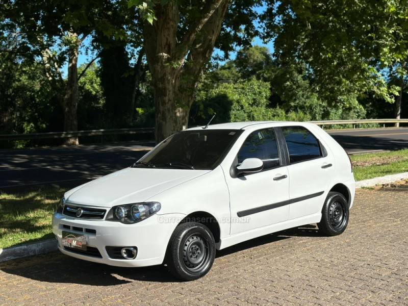 FIAT - PALIO - 2012/2012 - Branca - R$ 32.900,00
