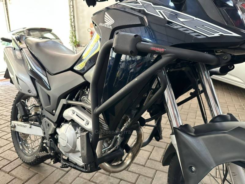 HONDA - XRE 300 - 2019/2019 - Azul - R$ 26.900,00