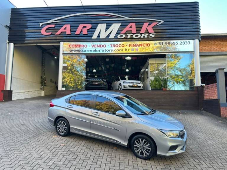 HONDA - CITY - 2018/2019 - Prata - R$ 81.900,00
