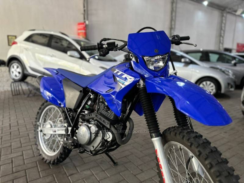 YAMAHA - TT-R - 2025/2025 - Azul - R$ 19.500,00