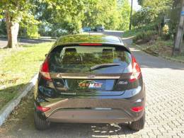 FORD - FIESTA - 2016/2017 - Preta - R$ 59.900,00