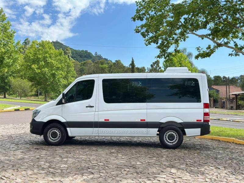 MERCEDES-BENZ - SPRINTER - 2018/2018 - Branca - R$ 189.900,00