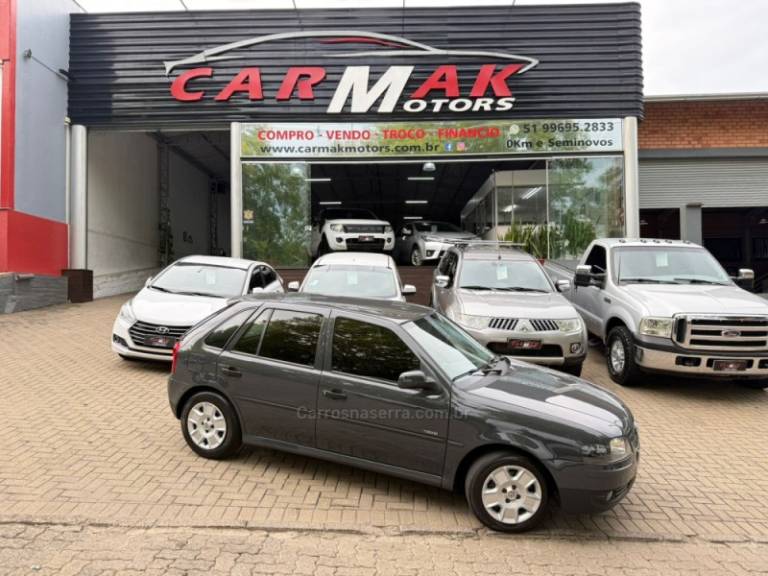 VOLKSWAGEN - GOL - 2007/2008 - Cinza - R$ 25.900,00