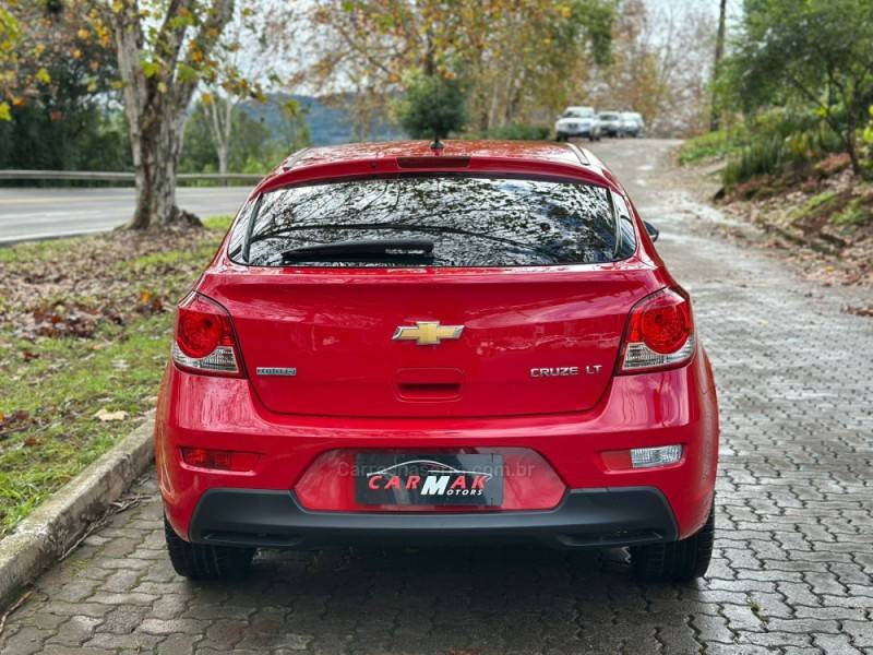 CHEVROLET - CRUZE - 2015/2015 - Vermelha - R$ 69.900,00