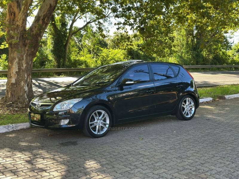 HYUNDAI - I30 - 2009/2010 - Preta - R$ 52.900,00