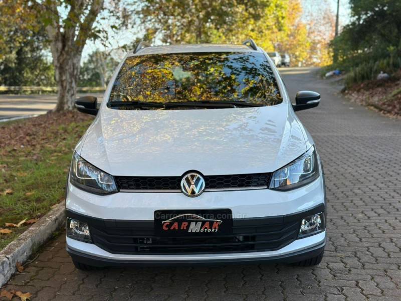 VOLKSWAGEN - FOX - 2021/2021 - Branca - R$ 69.900,00
