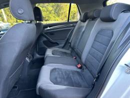 VOLKSWAGEN - GOLF - 2015/2015 - Branca - R$ 87.900,00