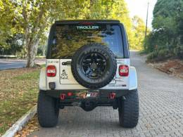 TROLLER - T4 - 2011/2011 - Prata - R$ 129.900,00